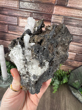 Load image into Gallery viewer, Hemimorphite Specimen