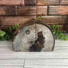Load image into Gallery viewer, Agate Bookends Small