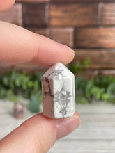 Load image into Gallery viewer, Mini Crystal Tower