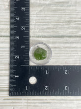 Load image into Gallery viewer, Peridot Gemstone