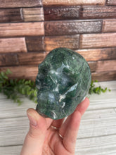 Load image into Gallery viewer, Moss Agate Skull