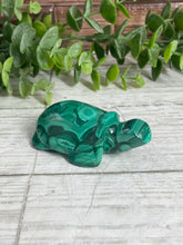 Load image into Gallery viewer, Malachite Turtle Carving