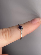 Load image into Gallery viewer, Amethyst SZ 6 Sterling Silver Ring