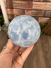 Load image into Gallery viewer, Blue Calcite Sphere