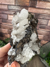Load image into Gallery viewer, Hemimorphite Specimen