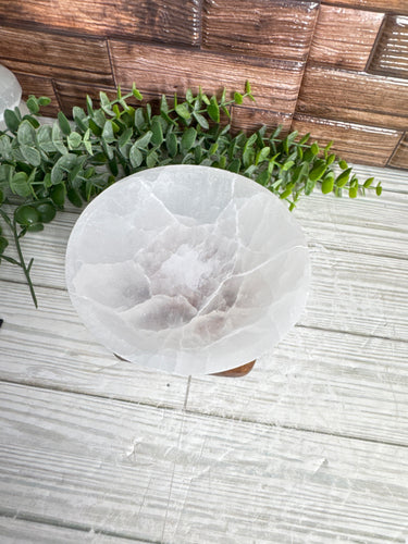 Selenite Bowl Large - 3.5 Inches