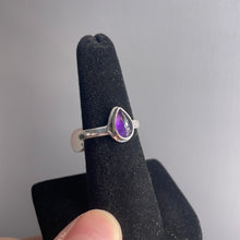Load image into Gallery viewer, Amethyst Size 8 Sterling Silver Ring