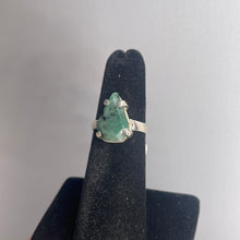 Load image into Gallery viewer, Emerald Size 5 Sterling Silver Ring