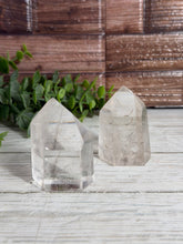 Load image into Gallery viewer, Clear Quartz Tower
