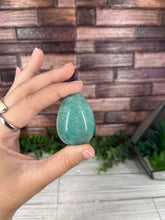 Load image into Gallery viewer, Amazonite Egg