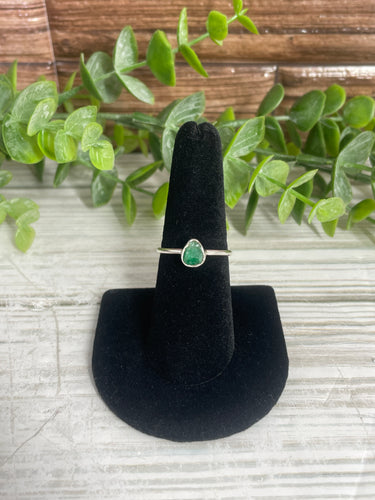 Emerald SZ 7 Sterling Silver Ring