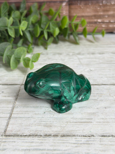 Malachite Frog Carving