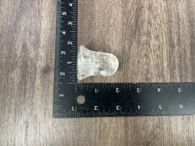 Load image into Gallery viewer, Clear Quartz Ghost