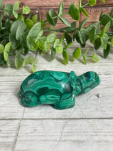 Load image into Gallery viewer, Malachite Turtle Carving