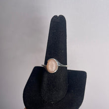 Load image into Gallery viewer, Peach Moonstone Size 9 Sterling Silver Ring