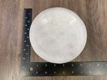 Load image into Gallery viewer, Large Selenite Bowl