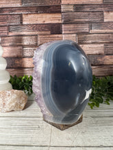 Load image into Gallery viewer, Amethyst Agate Skull