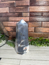 Load image into Gallery viewer, Orca Agate Tower
