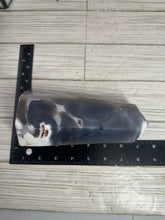 Load image into Gallery viewer, Orca Agate Tower