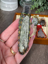 Load image into Gallery viewer, Wire Wrapped Pendant by M7 Designs