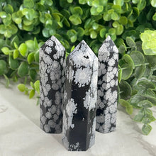 Load image into Gallery viewer, Snowflake Obsidian Tower