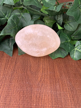 Load image into Gallery viewer, Himalayan Salt Palm Stone