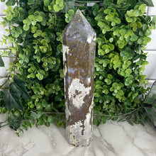 Load image into Gallery viewer, Moss Agate Tower