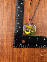 Load image into Gallery viewer, Amethyst and Green Aventurine Orgone Pendant