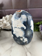 Load image into Gallery viewer, Orca Agate Freeform