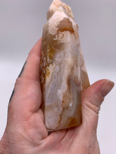 Load image into Gallery viewer, Flower Agate Tower
