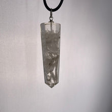 Load image into Gallery viewer, Selenite Orgonite Necklace