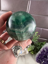 Load image into Gallery viewer, Fluorite Sphere