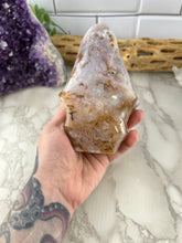 Load image into Gallery viewer, Flower Agate Flame
