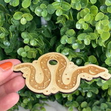 Load image into Gallery viewer, Wooden Snake Sphere Holder