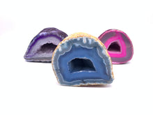 Load image into Gallery viewer, Agate Geode (1)