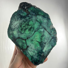 Load image into Gallery viewer, Variscite Half Polished
