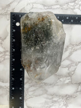 Load image into Gallery viewer, Garden Quartz Tower
