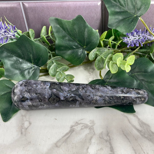 Indigo Gabbro Wand