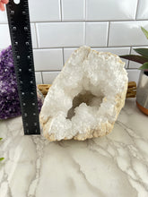 Load image into Gallery viewer, Calcite Quartz Geode