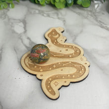 Load image into Gallery viewer, Wooden Snake Sphere Holder