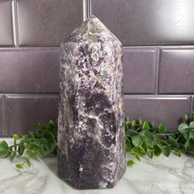 Load image into Gallery viewer, Lepidolite Tower