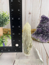 Load image into Gallery viewer, Quartz with Hedenbergite- RARE