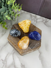 Load image into Gallery viewer, Gemini Zodiac Crystal Kit