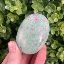Load image into Gallery viewer, Ruby Fuchsite Palm Stone