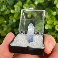 Load image into Gallery viewer, Dumortierite In Quartz Gem Box