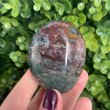 Load image into Gallery viewer, Orbicular Jasper Palm Stone