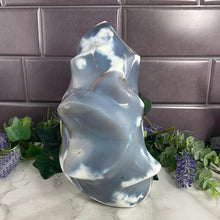 Load image into Gallery viewer, Orca Agate Flame 9 Pounds!
