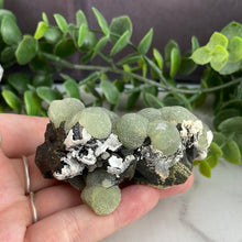 Load image into Gallery viewer, Raw Prehnite with Epidote