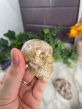 Load image into Gallery viewer, Flower Agate Skull