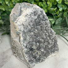 Load image into Gallery viewer, Gray Amethyst Geode